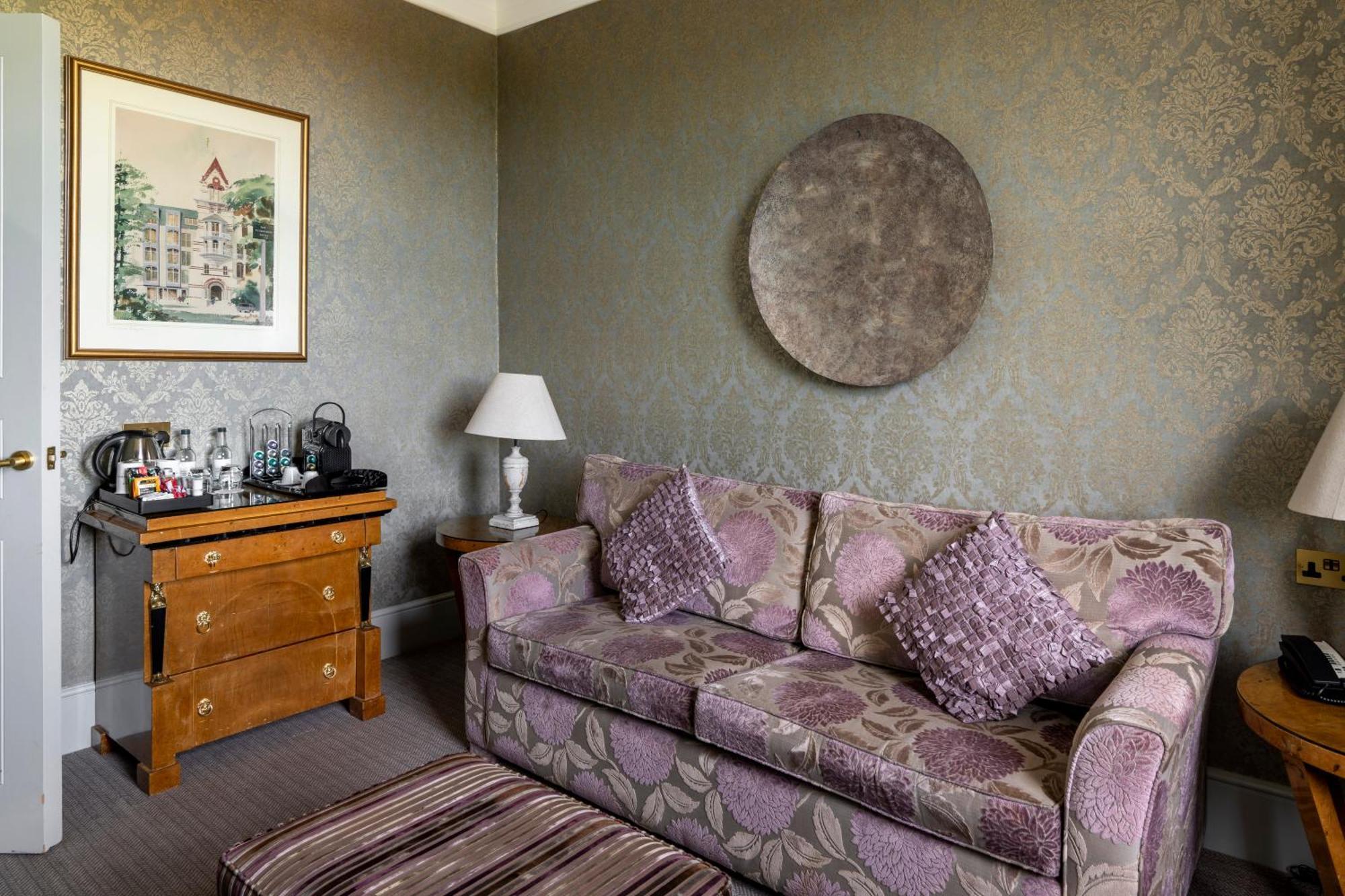 The Petersham Richmond (Greater London)