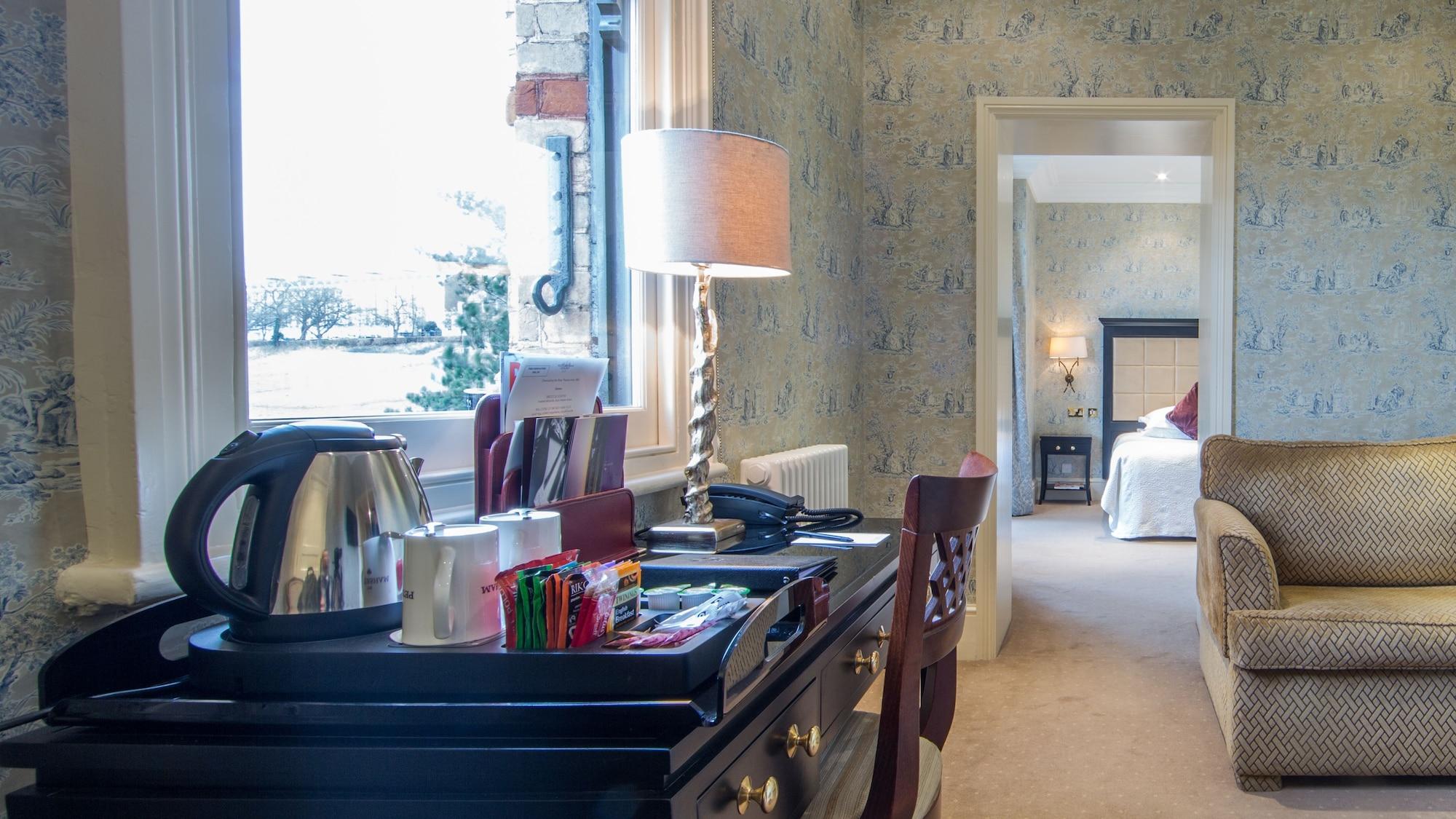 Отель The Petersham