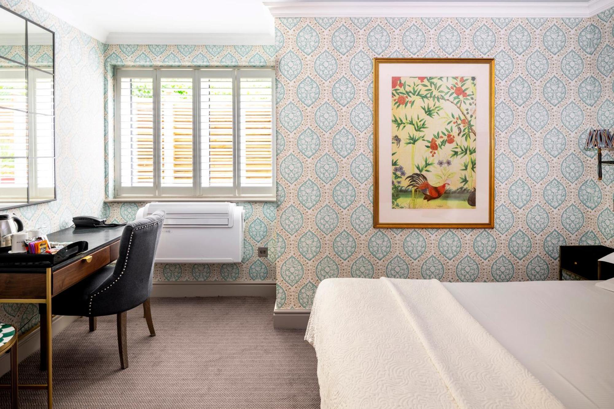 Отель The Petersham 4*
