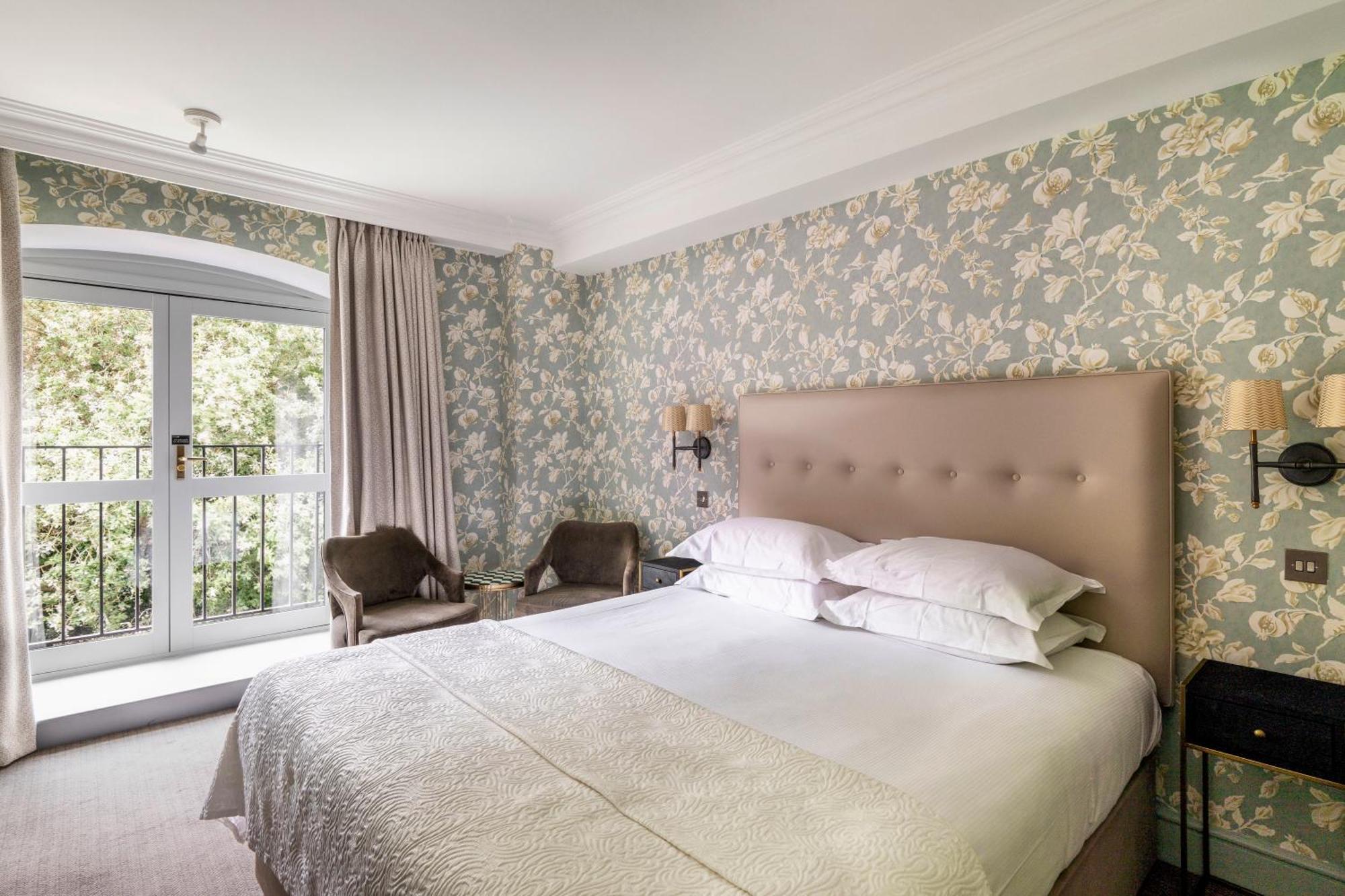 Отель The Petersham Ричмонд